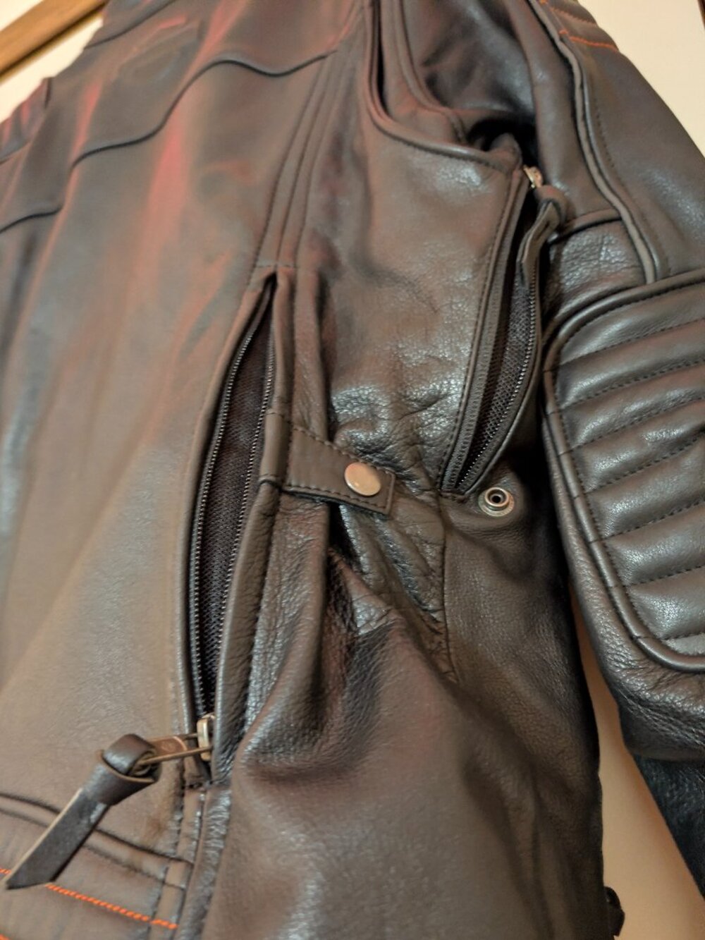 Harley-Davidson Women's Leather Riding Jacket - Size L (98004-22VW) - Picture 11 of 15